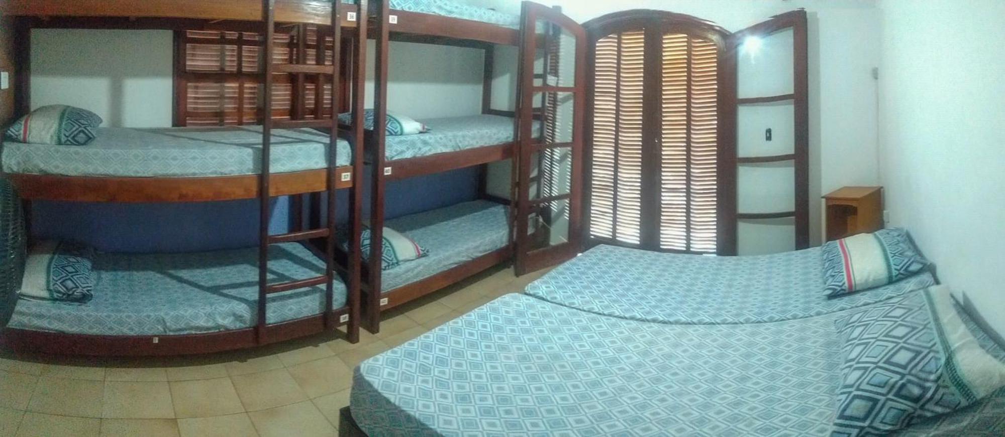 Hostel La Residencia *