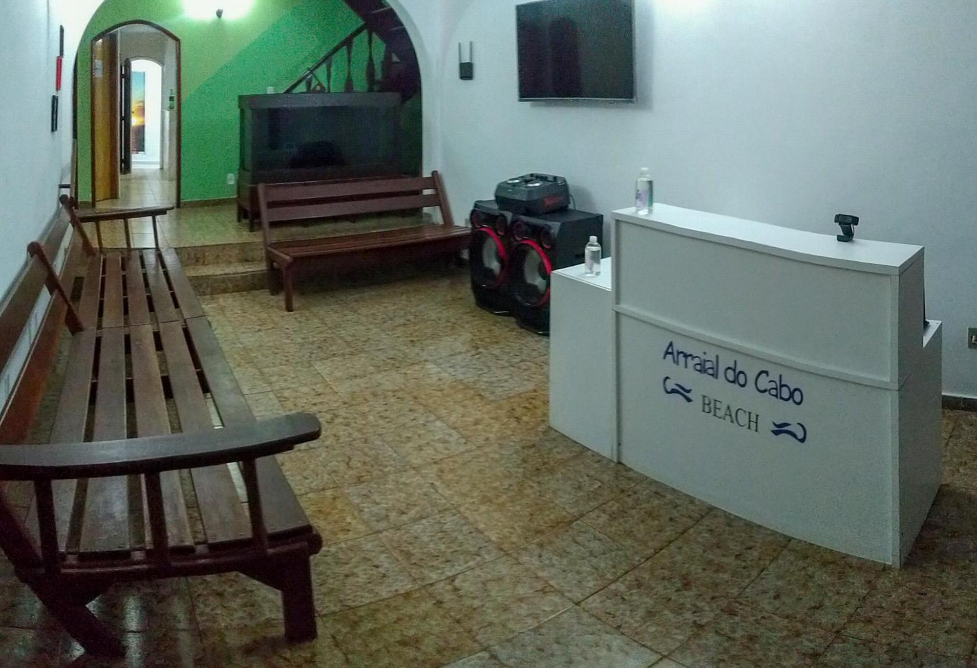 La Residencia Hostel *
